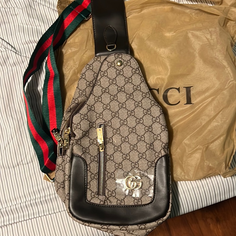 Men’s shoulder bag